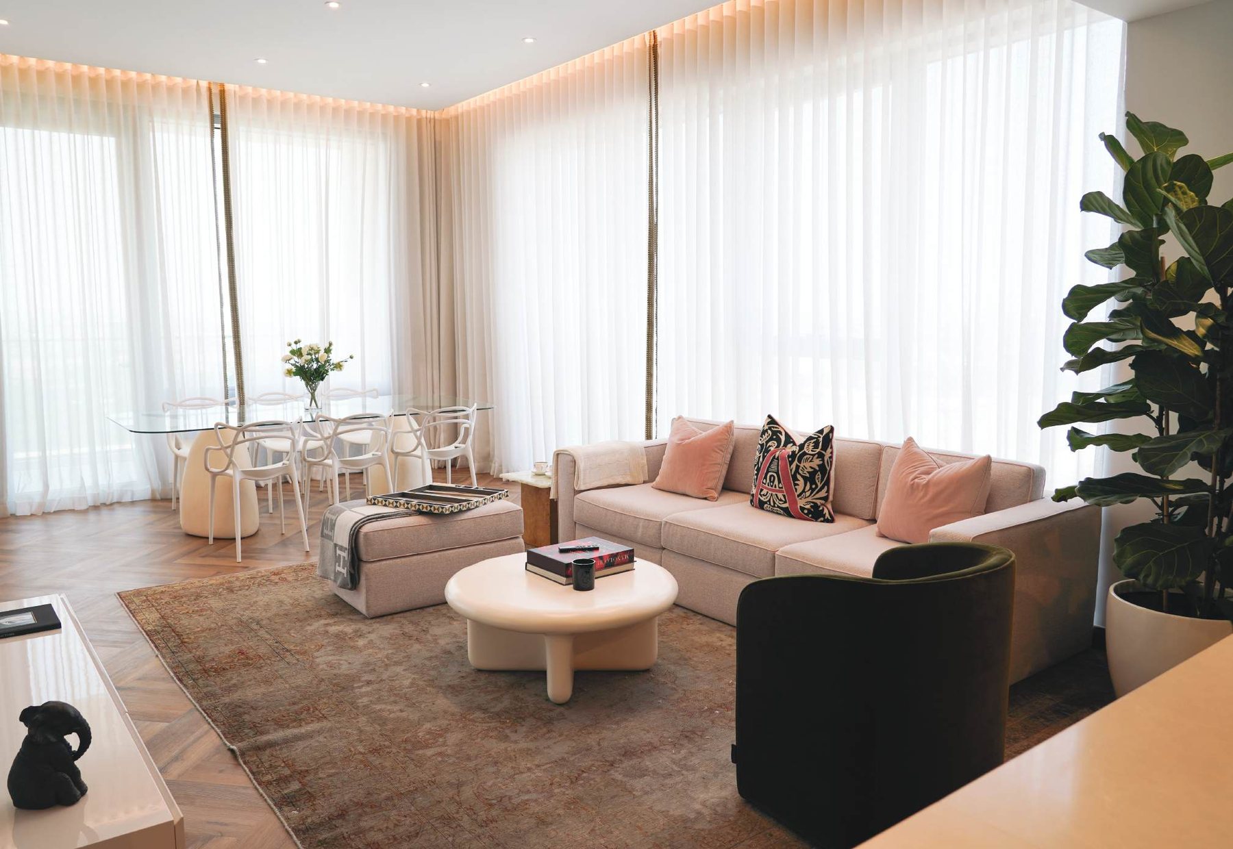 Apartment, Downtown interior view 3